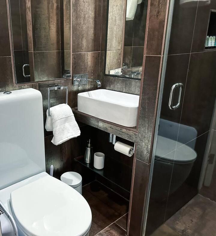 Londwell, Sloane Square Gem, Private Terrace Suite Londres Exterior foto